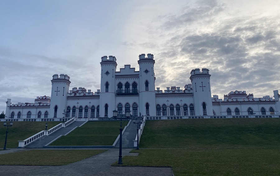 12Дворец Пусловских.jpg 12Дворец Пусловских.jpg