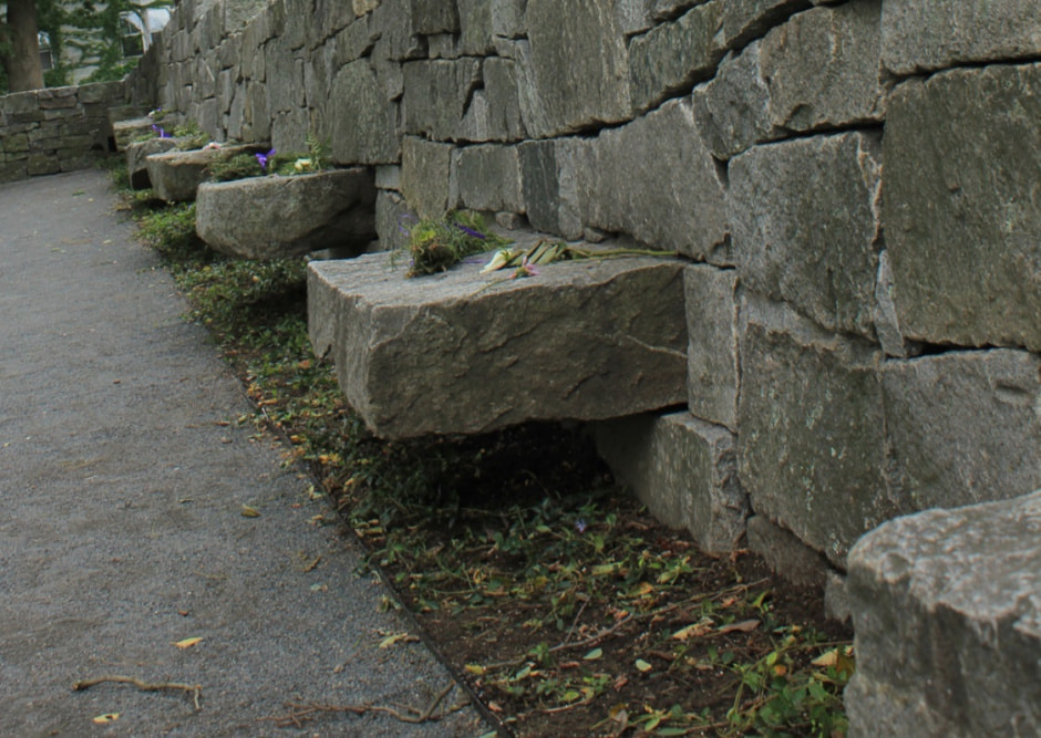 Мемориал жертвам "охоты на ведьм" в Салеме Мемориал жертвам "охоты на ведьм" в Салеме