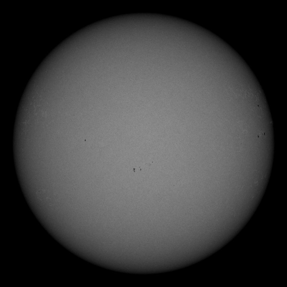 Пятна на Солнце Пятна на Солнце