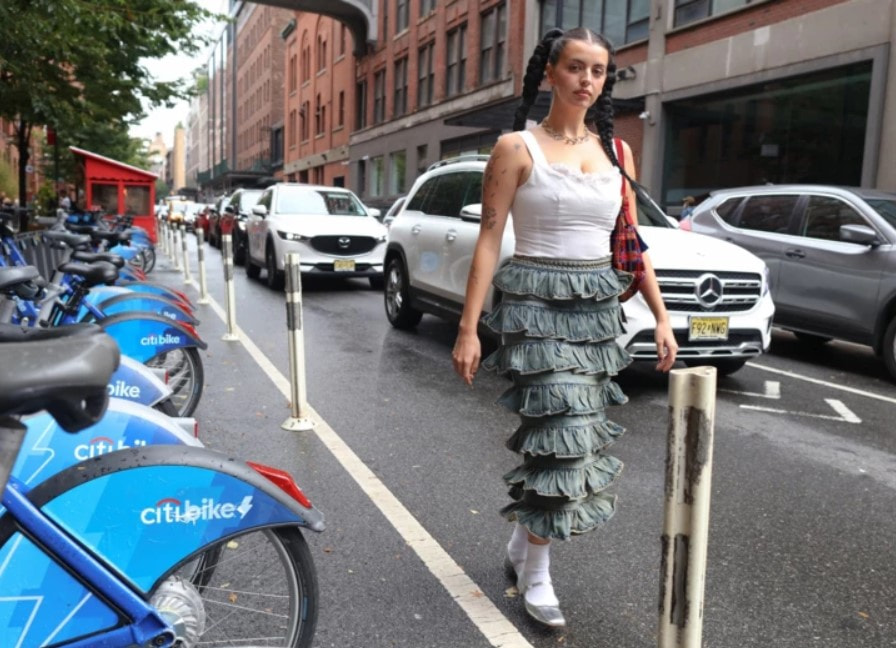 Белые носки 3.jpg Белые носки 3.jpg