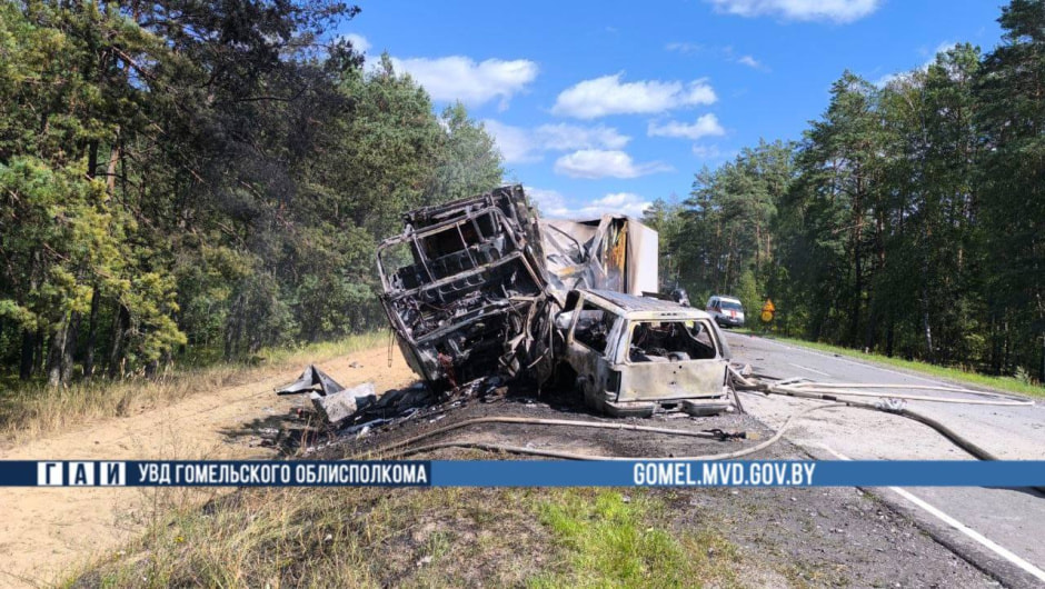 Под Житковичами Ford врезался в фуру — 22-летний водитель погиб (4).jpg