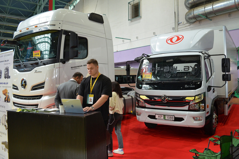 Shachman и Dongfeng.JPG