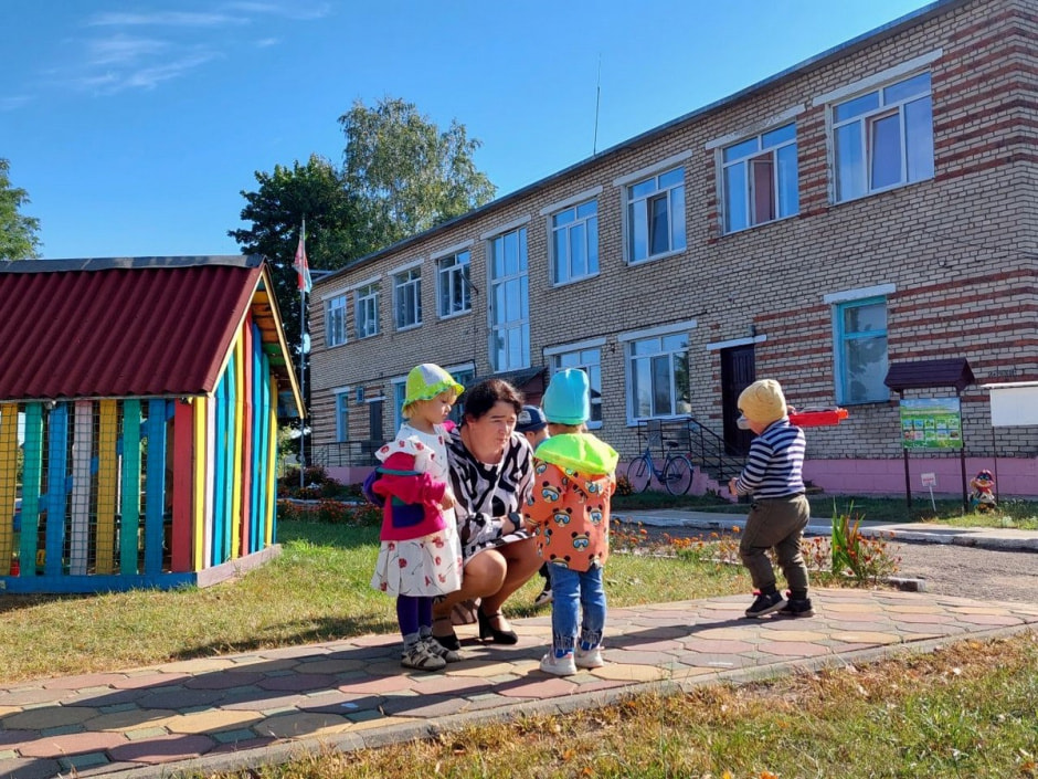 Аист в детском саду 1.jpg