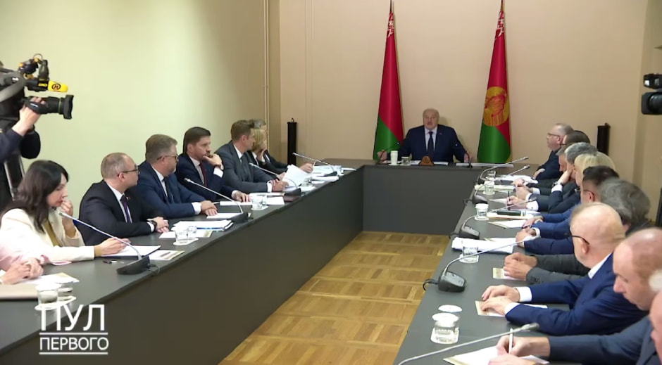 Лукашенко, совещание.jpg