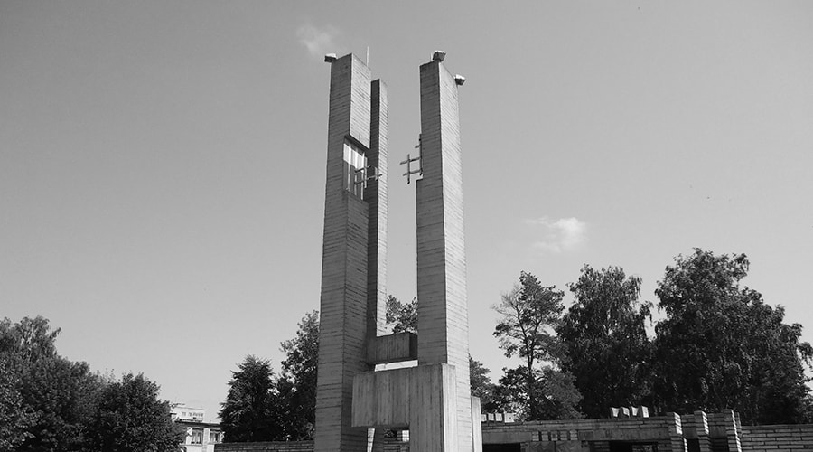 Мемориальный_комплекс_Луполовский_лагерь_военнопленных.jpg Мемориальный_комплекс_Луполовский_лагерь_военнопленных.jpg