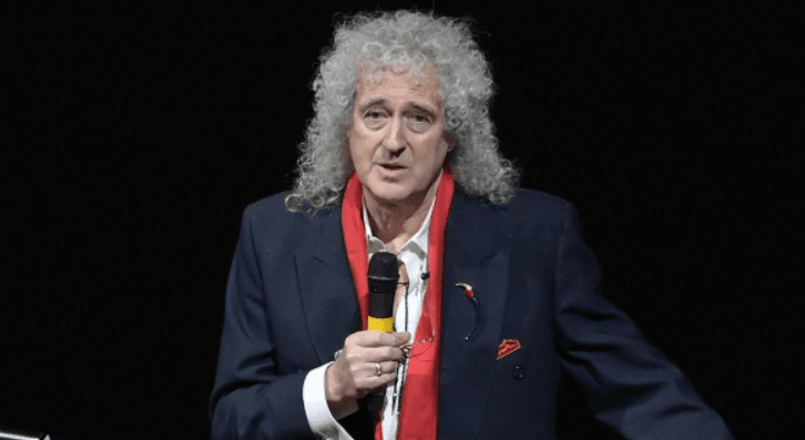 Гитарист легендарной группы Queen Брайан Мэй перенес инсульт.png