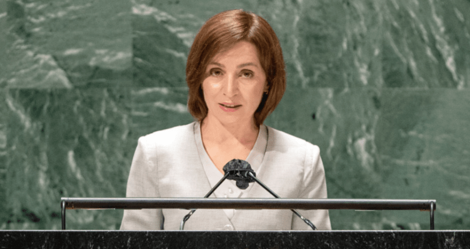 майя санду.png