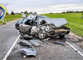 Сбил семью и уехал: водителю фуры вынесли приговор за ДТП с гибелью двоих маленьких детей