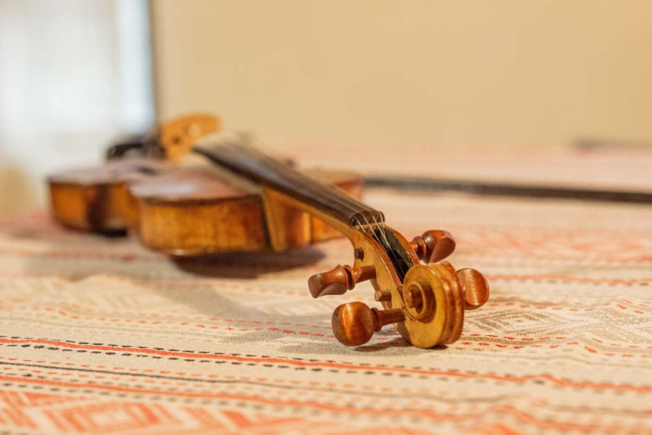 Алесь Лось и народные инструменты 8.jpg Алесь Лось и народные инструменты 8.jpg