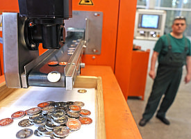 Нацбанк Беларуси впервые выпустит нейзильберовые монеты – это какие?