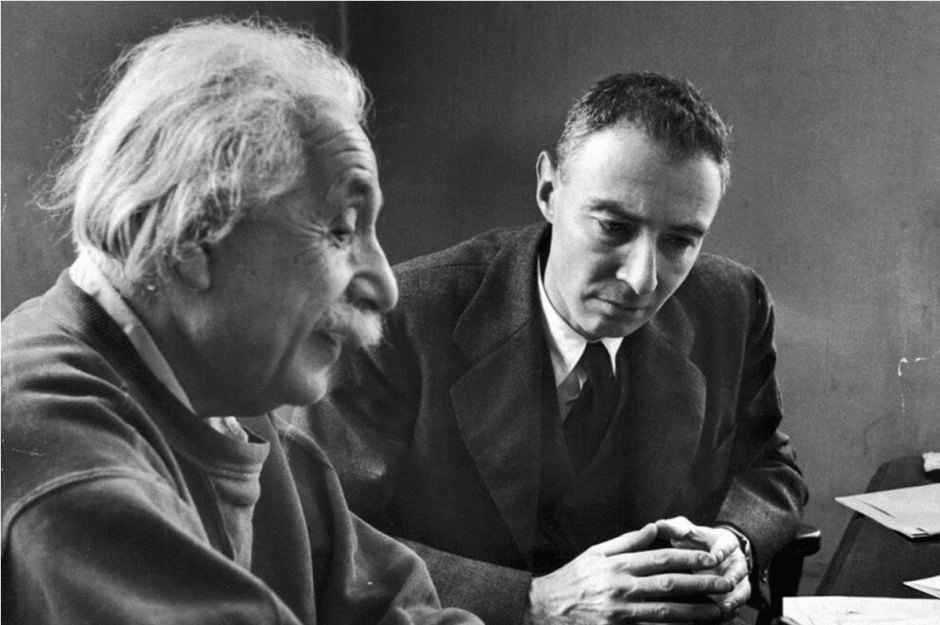 Альберт Эйнштейн