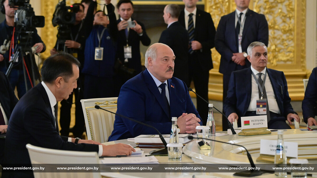 Лукашенко отметил, что взаимная торговля в ЕАЭС по итогам 2023 года составила $90 млрд.jpg